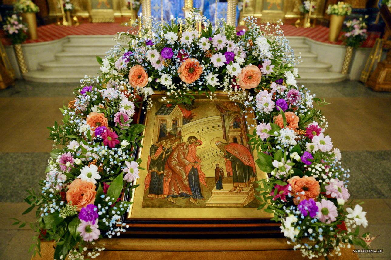 На Оптинском подворье состоялись богослужения праздника Введения во храм Пресвятой Богородицы