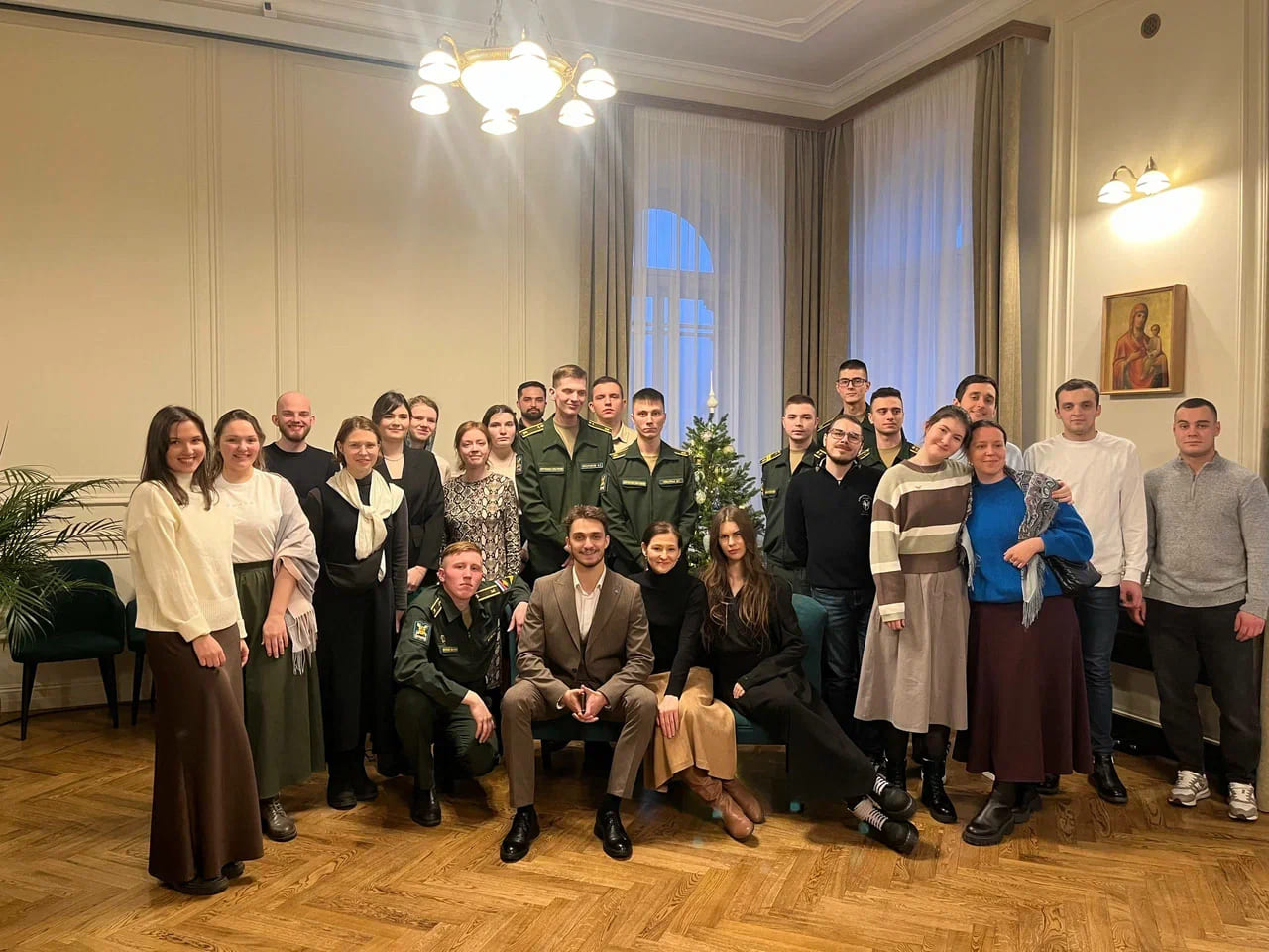 Встреча с курсантами Военно-космической академии и молодежью храма Спаса на Каменке