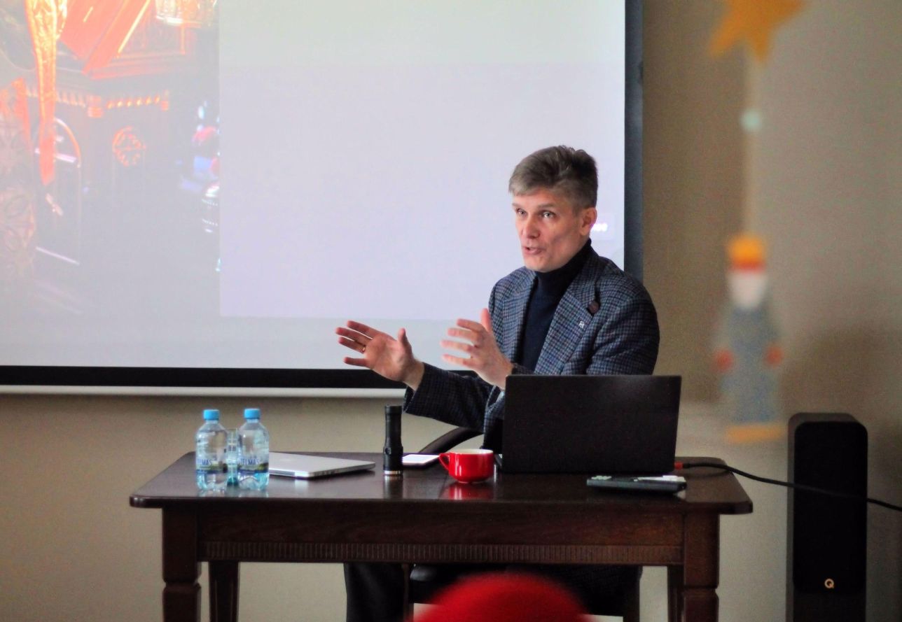 На Успенском подворье прошел семинар по церковной фотографии